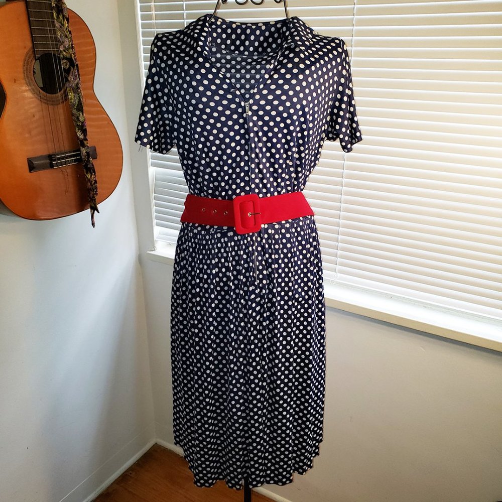SOLD Vtg 60's Navy & White Housewife Polka Dot Front Zip Knee Length Dress S